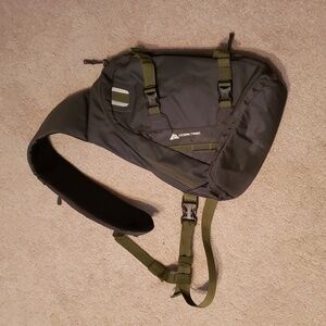 Ozark Trail Sling Backpack - Gray and Green